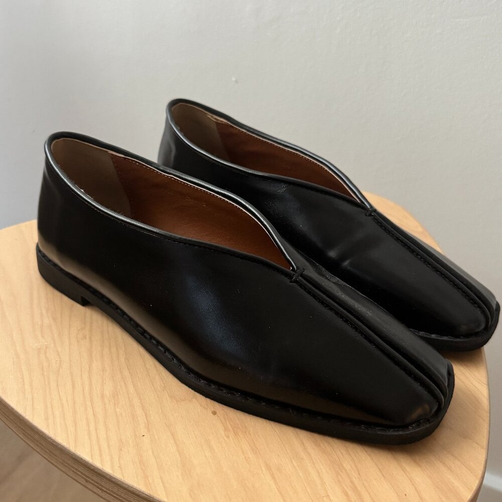 Classic Black Leather Split-Toe Flats